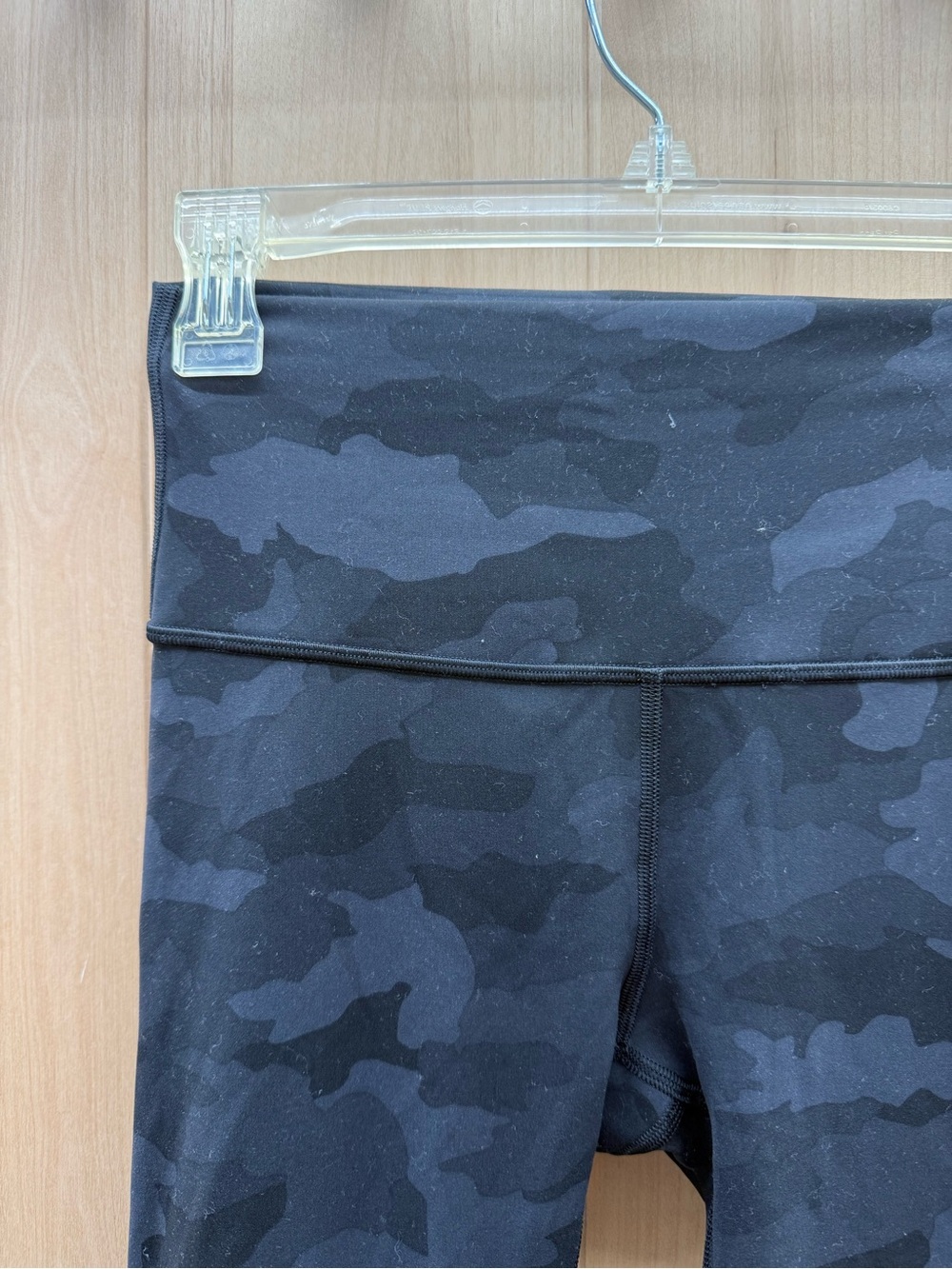 Lululemon F45 Hawaii Kai Black Camo Wunder Leggings - Picture 2 of 5